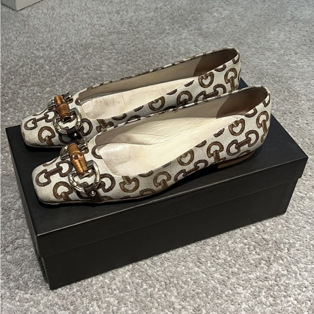 Authentic Gucci Flats - Size 7